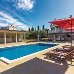 Appartement Peroj Ii