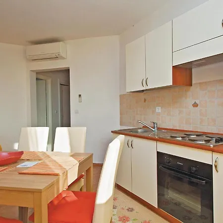 Amazing Apartment In Vodnjan With Kitchen * Vodnjan